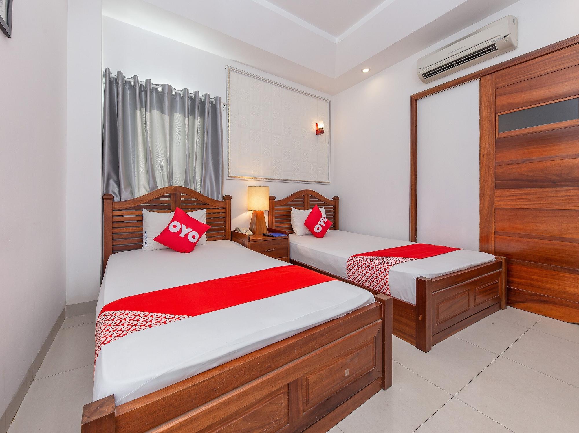 White Lion Hotel Нячанг Экстерьер фото