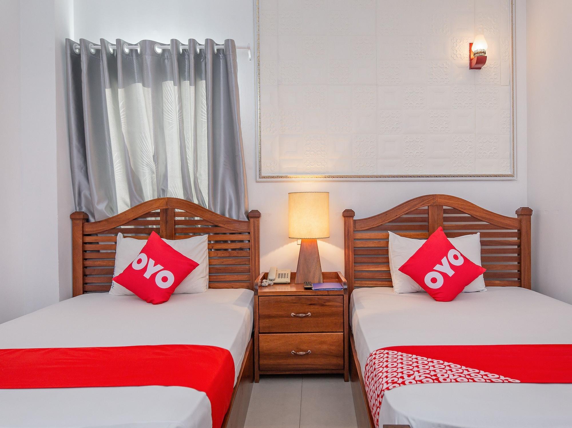 White Lion Hotel Нячанг Экстерьер фото