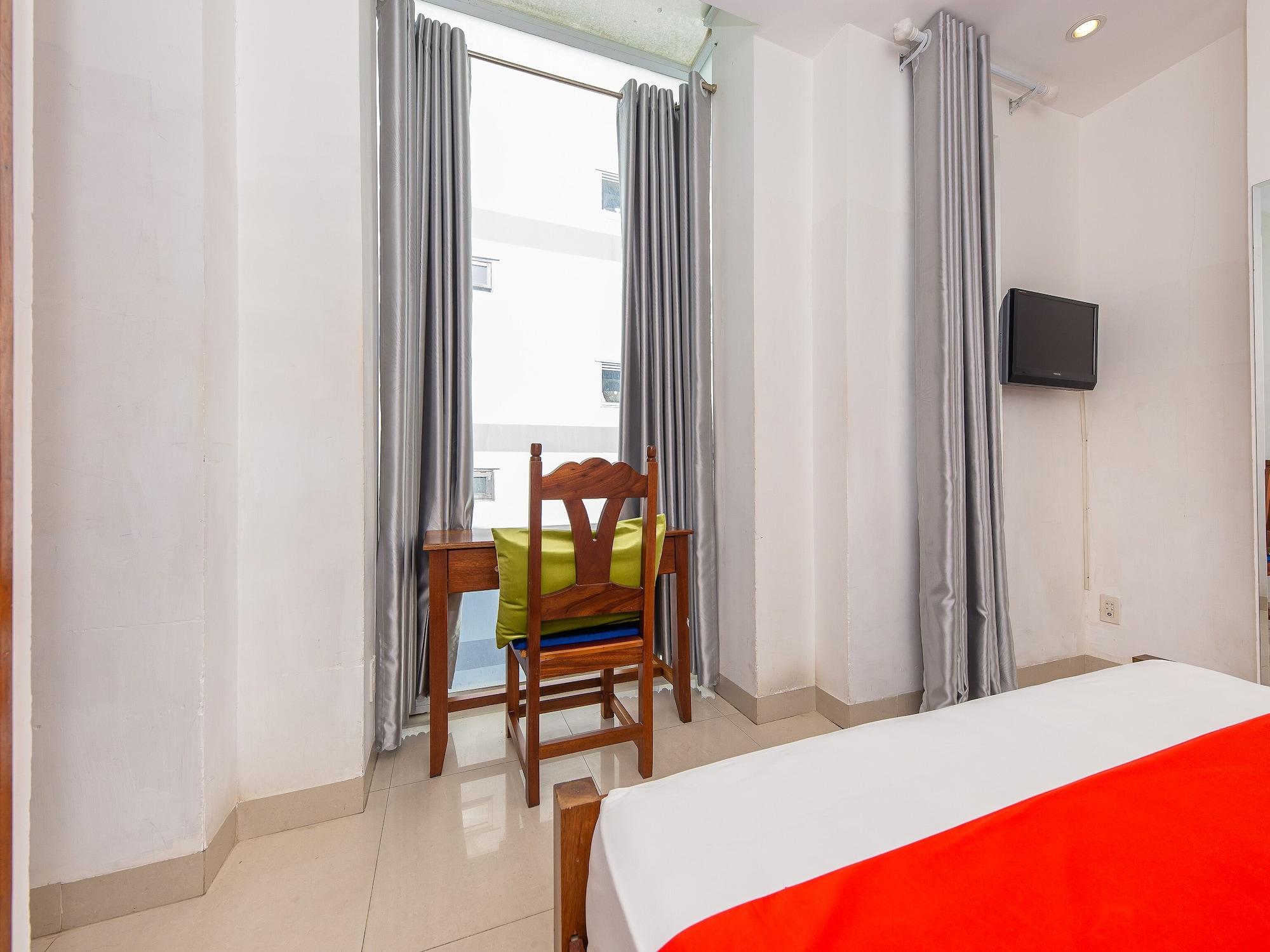 White Lion Hotel Нячанг Экстерьер фото