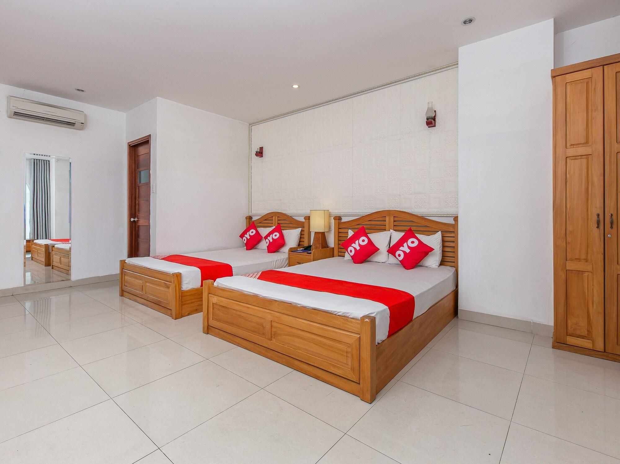 White Lion Hotel Нячанг Экстерьер фото