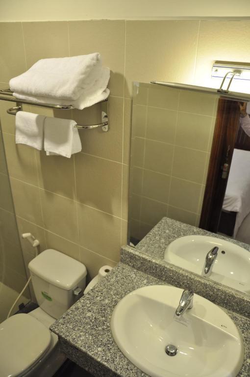 White Lion Hotel Нячанг Экстерьер фото
